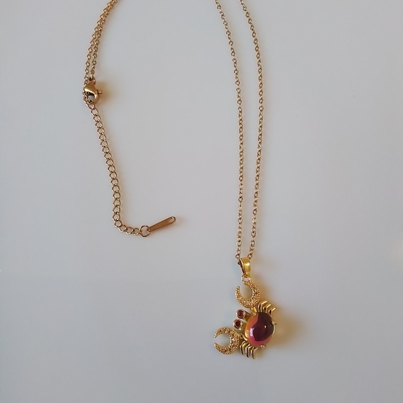 Gold Crab Pendant Necklace - Picture 4 of 7